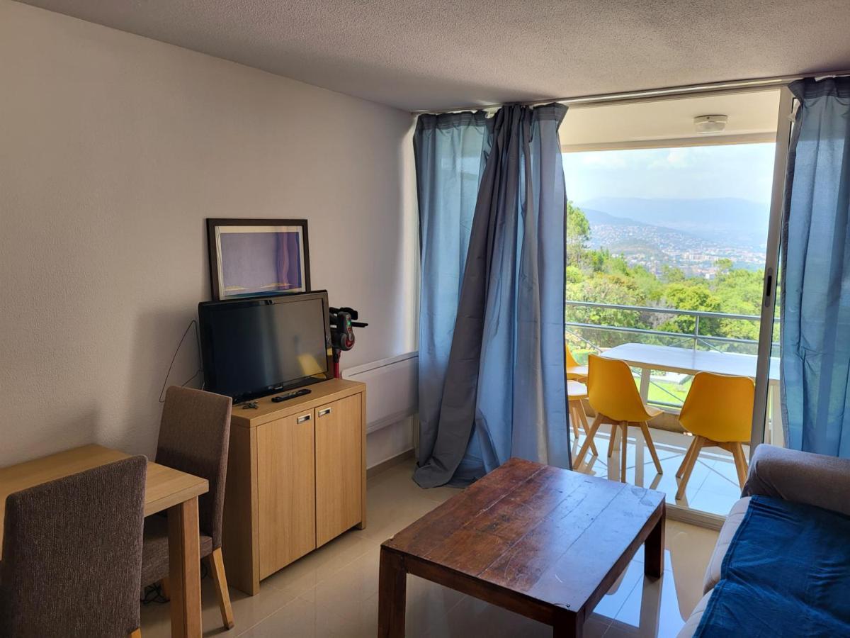 Vue Mer Et Esterel Sur La Baie De Cannes Theoule-sur-Mer Exterior photo
